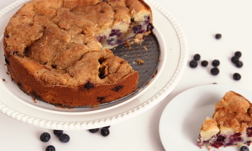 Blueberry Vanilla Bean Coffee Cake