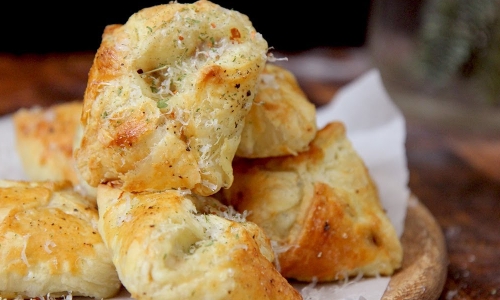 French Onion Puffs
