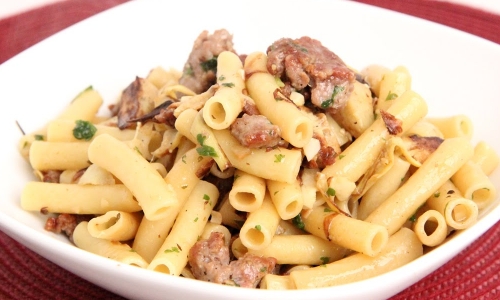 Pasta with Sausage and Artichoke Hearts