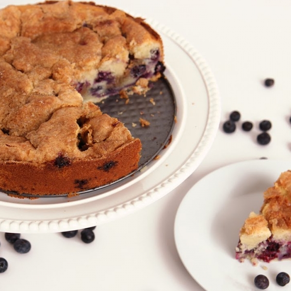 Blueberry Vanilla Bean Coffee Cake