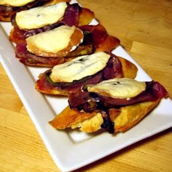 Bruschetta with Asparagus