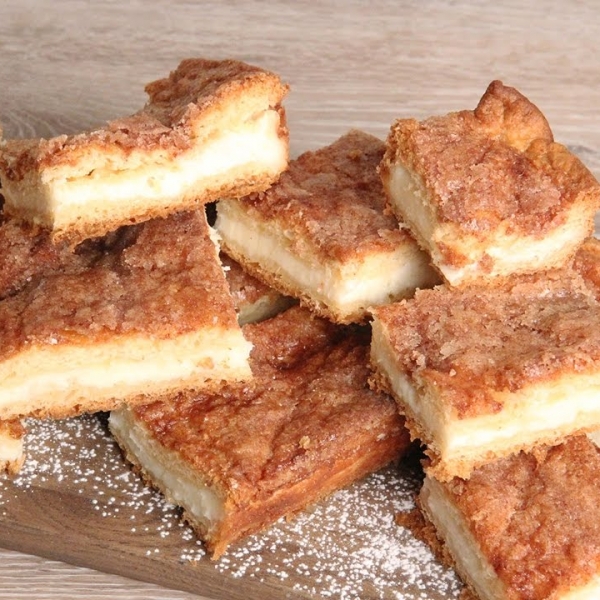 Sopapilla Cheesecake Bars